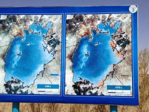 Uzbekistan: Muynak Aral Sea photos of 1960 and 1970 ????showing the