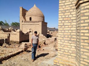 Uzbekistan: Khodjeyli Mizdakhan necropolis, ancient cemetery. This Zoroastrian cemetery was where residents