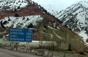 Uzbekistan: drive from Tashkent to Andijan in the ????Fergana Valley. Higher