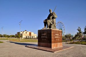 Uzbelistan: Nukus Nukus is home to the Nukus Museum of Art