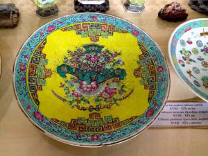 Uzbekistan: Kokand City Khan Palace - Chinese porcelain 18-19 century.