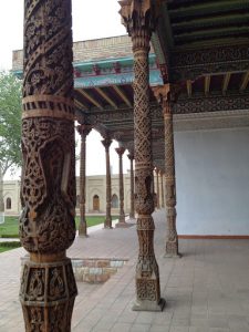 Uzbekistan: Kokand City The Jami aiwan portico is ????supported by 98