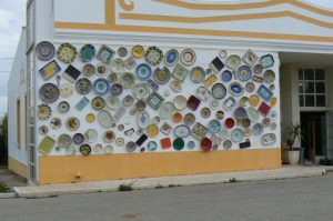 Portugal, Sagres Town: pottery on wall