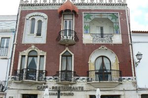 Portugal, Estremoz: eclectic architecture The Portuguese New State, an authoritarian nationalist