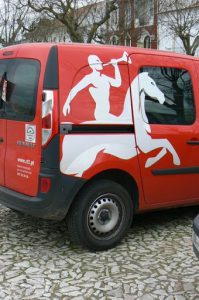 Portugal, Estremoz: mail truck