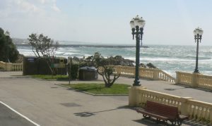 Portugal, Porto City: ocean front park