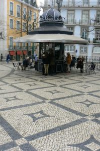 Portugal, Lisbon: coffee kiosk