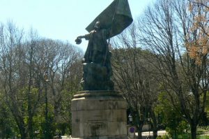 Portugal, Lisbon: statue of Columbus
