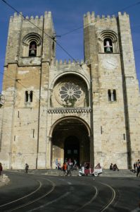 Portugal, Lisbon: Lisbon Cathedral Roman Catholic;  oldest church in the