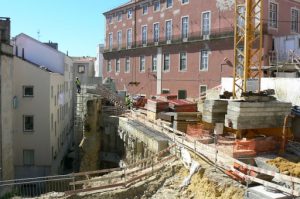 Portugal, Lisbon: excavation and  reinforcement of ancient walls