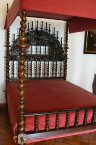Portugal, Sintra king's bed