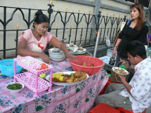 Burma, Rangoon: street kitchen