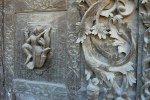 Burma, Mandalay: Shwe In Bin Kyaung monastery door detail