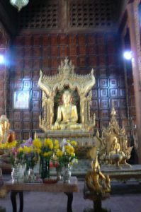Burma, Mandalay: Shwe In Bin Kyaung monastery interior shrine