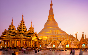 Burma, Rangoon; Shwedagon Pagoda